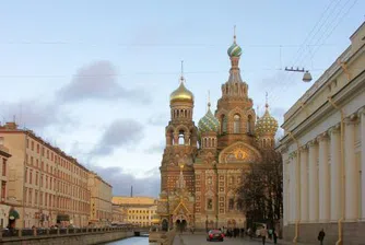 Санкт Петербург стана тесен