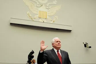 Лиди се връща в пенсия с 1 долар годишна заплата