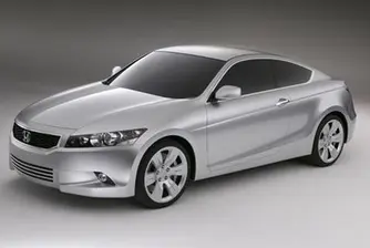 Печалбата на Honda пада с повече от 50%