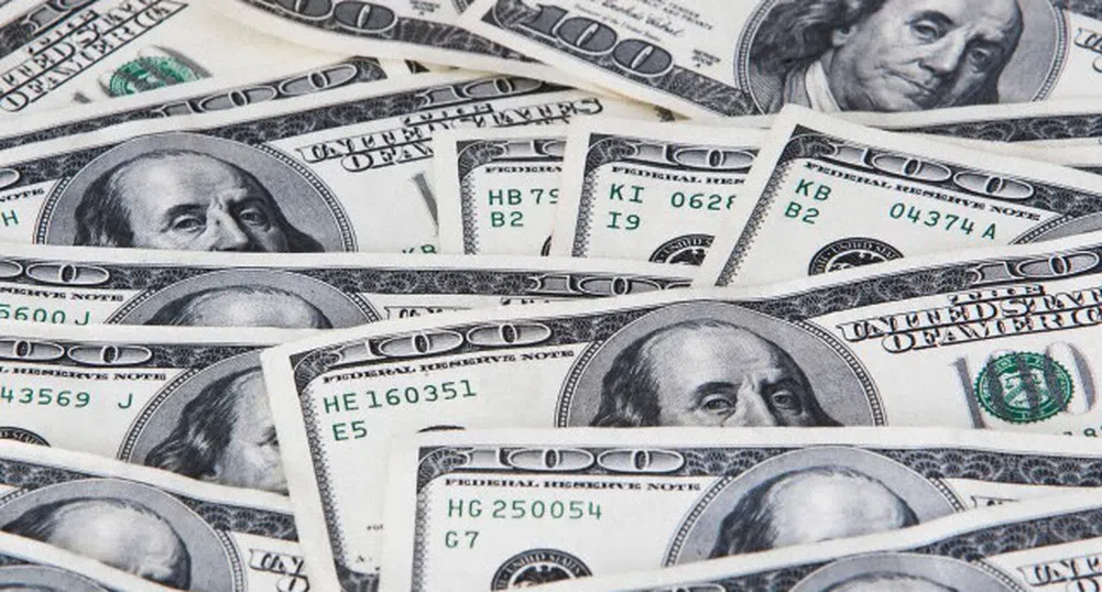 Доларът докосна петгодишен връх спрямо йената