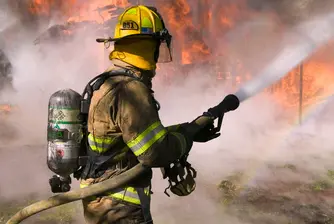 Пожар в британското посолство в Хага