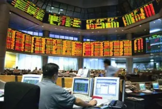 Щатският петрол най-скъп от над година насам