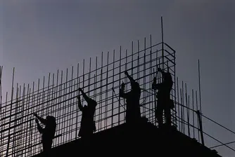 Строителната продукция с ръст на месечна база и през март