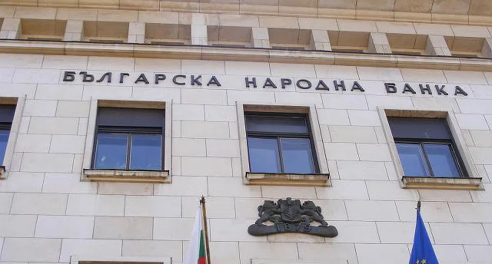 ИПИ: Банковият сектор е почти незасегнат от кризата