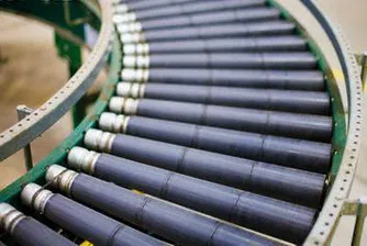 Спад на промишленото производство на месечна база