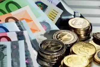Поне 100 млн. евро са авоарите на българи в Швейцария