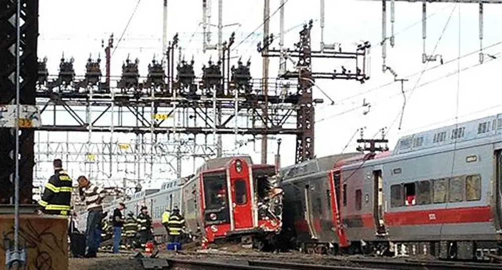 Два влака се сблъскаха в САЩ, най-малко 60 ранени