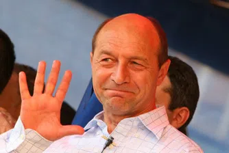 Икономическата криза остана зад Румъния, смята Бъсеску