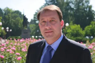 Найденов: Русия ни шпионира