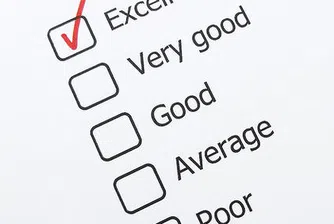 S&P понижи рейтинга на Италия, Fitch вдигна този на Латвия