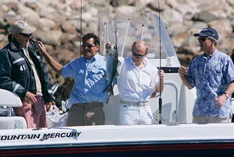 Десет невероятни истории с политици