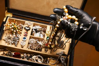 Нов обир на бижута в Кан