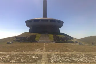 Незаконни антени на Бузлуджа