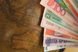 Валутите свързани със суровините поевтиняха