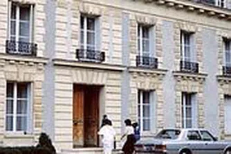 Продадоха на търг императорски замък край Париж