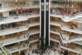 Пада средният лот при сделките с търговски площи в Европа