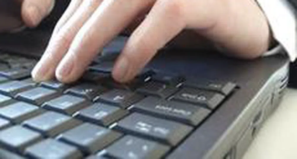 Половината италианци никога не са ползвали интернет