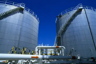 Шефове в рафинерии с най-високи заплати