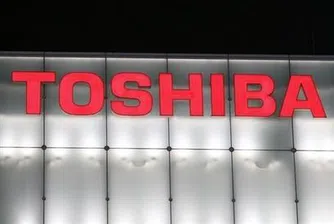 Toshiba пусна на пазара лаптоп с два тъчскрийна