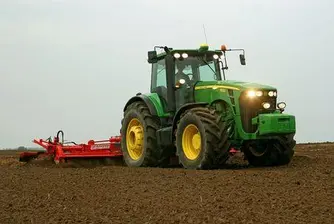 400 млади фермери получават по 25 000 лв за старт в бизнеса