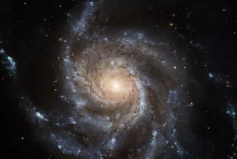 Студентка откри липсващата маса на вселената