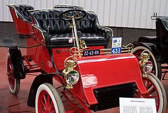 На този ден Ford пуска в продажба първия си автомобил