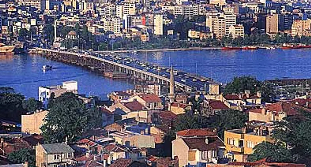 Това е световната столица на присаждане на мустаци