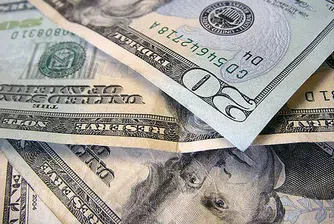 Доларът със седмичен ръст