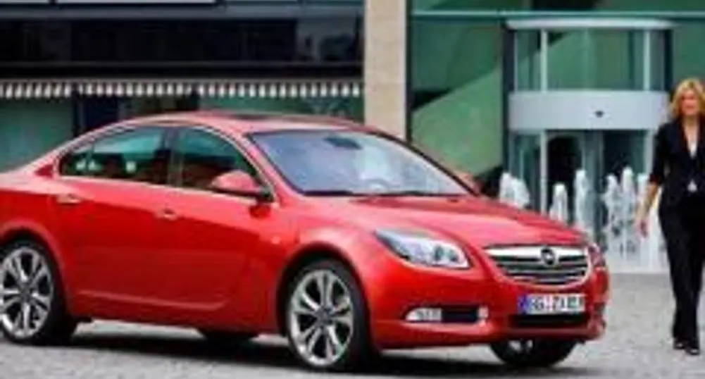 Да се срещнеш на четири очи с Opel Insignia