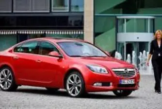 Да се срещнеш на четири очи с Opel Insignia