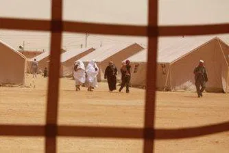 Войски на Кадафи навлязоха в Тунис