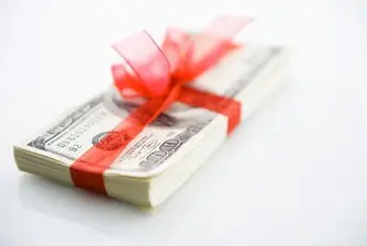 6 Romanian Bankers Earned One Million Euro in Crisis 2009