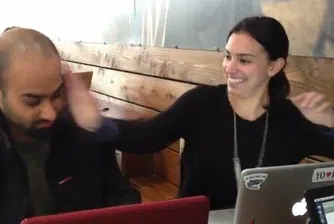 Мъж си нае жена да му бие шамари, когато влиза във Facebook