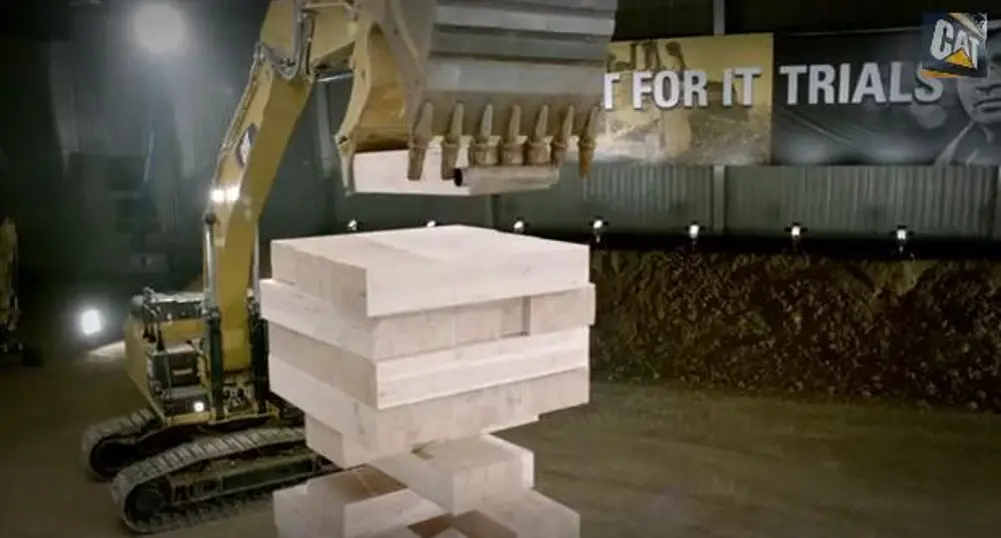 Caterpillar с интересен рекламен видеоклип