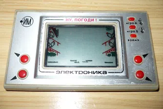 Играчки от 90-те, които днешните деца нямат идея как да използват