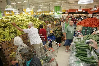 Carrefour откри хипермаркет и във Варна