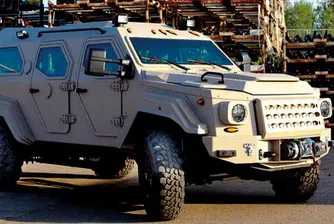 Звезда от НБА подкара огромен брониран джип