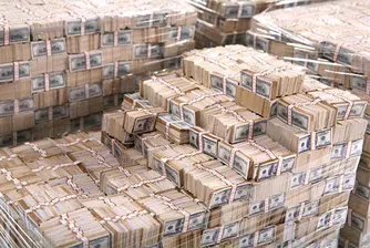 Доларът готов да промени низходящата си посока?