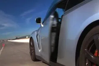 Варна плаща 8554 лв. за потрошено в дупка Bentley