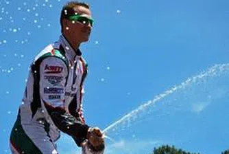 Шумахер се разбра с Мерцедес за сезон 2010