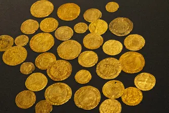 Нумизматично съкровище заловиха на Калотина