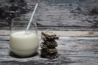 Защо е бяло млякото?