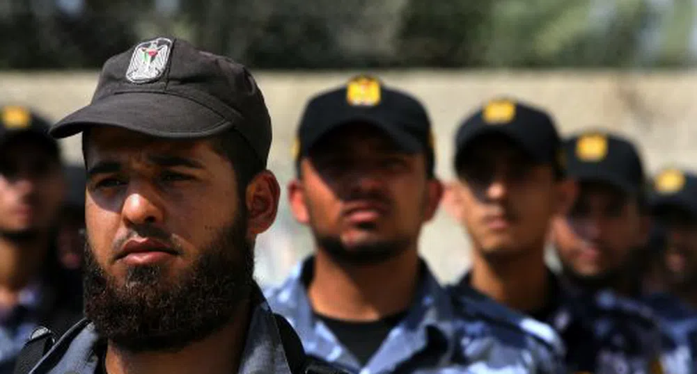 Египет разреши бради на полицаите