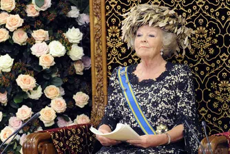 Холандската кралица ще абдикира през април