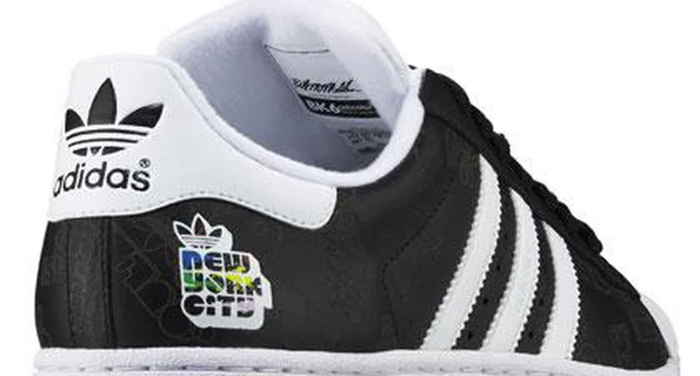 Adidas с 30% спад на печалбата