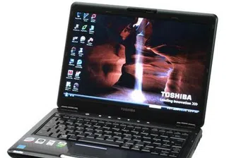 Тошиба изтегля 40 000 ноутбуци