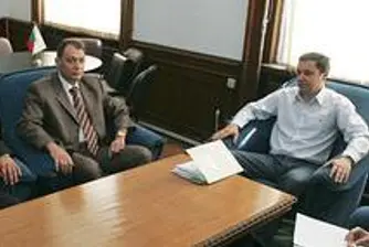 Я. Янев: Има сигнали за корупция в ДАНС