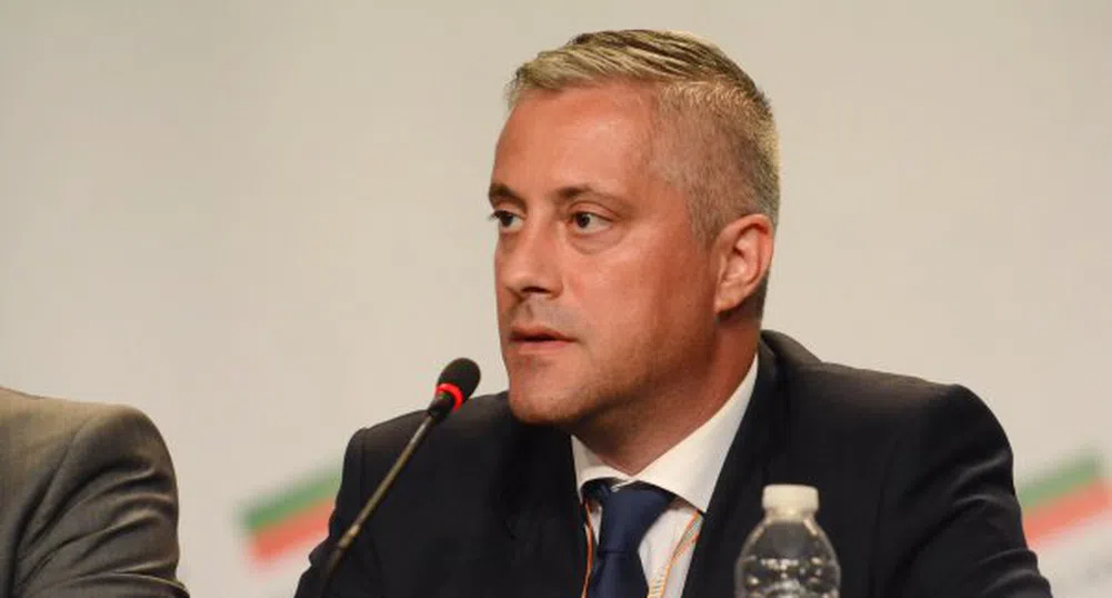 Лукарски: Държим под контрол гръцките банки