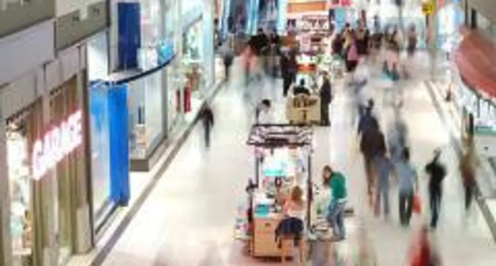Malls Replace Shopping Streets, Analysis Shows