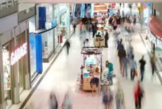 Malls Replace Shopping Streets, Analysis Shows